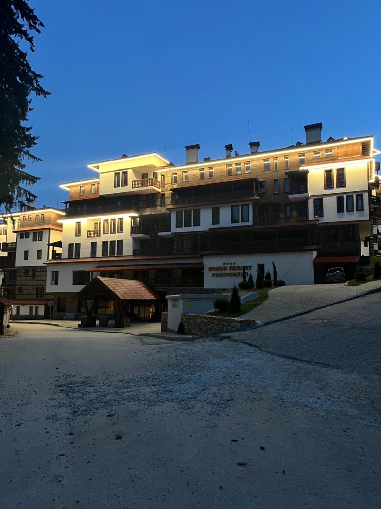 Grand Resort Luxury Apartment Пампорово Екстериор снимка
